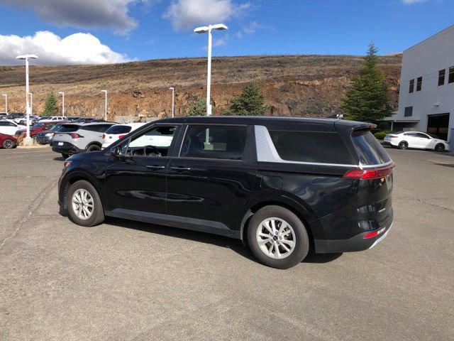 used 2024 Kia Carnival car, priced at $29,300