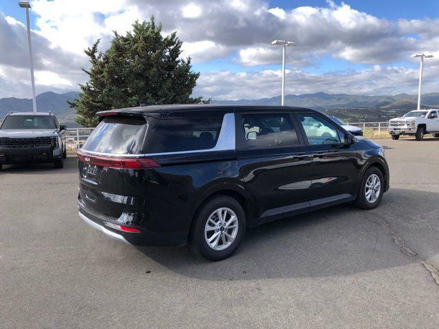 used 2024 Kia Carnival car, priced at $29,300