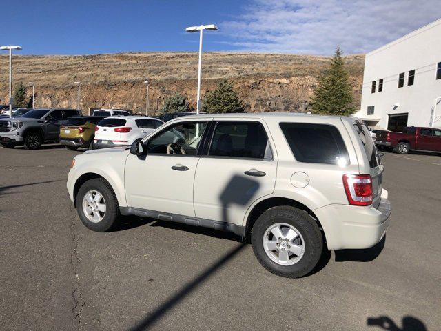 used 2009 Ford Escape car, priced at $9,033