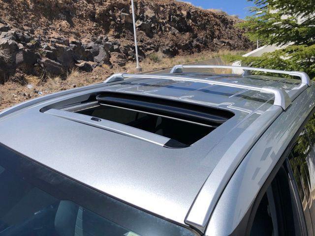 used 2022 Toyota Highlander car, priced at $37,600