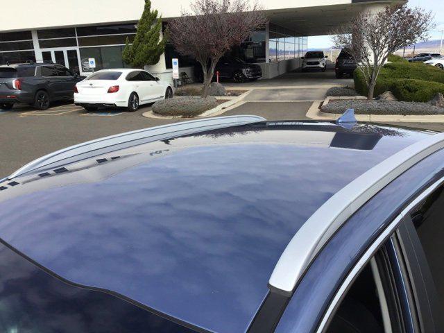 used 2022 Kia Niro Plug-In Hybrid car, priced at $21,033