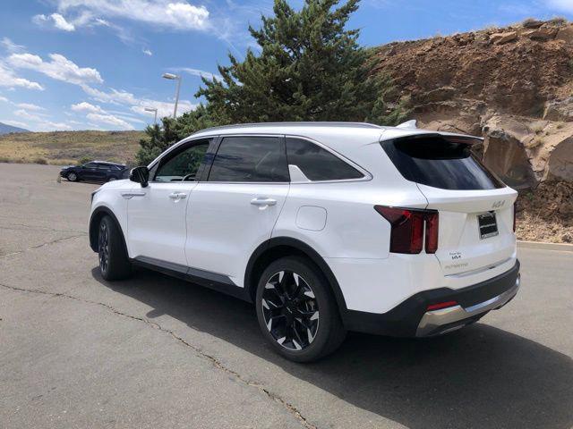 used 2024 Kia Sorento car, priced at $32,700