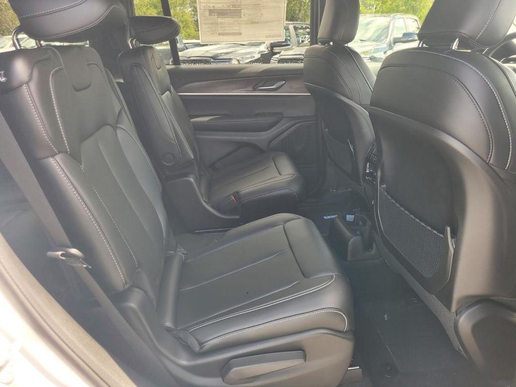 new 2025 Jeep Grand Cherokee L car, priced at $36,055