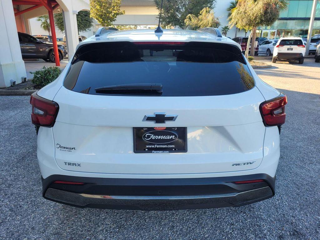 used 2024 Chevrolet Trax car, priced at $20,885