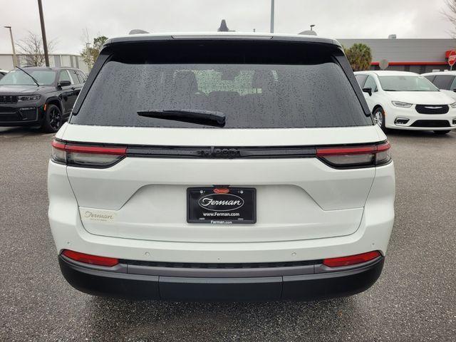 new 2026 Jeep Grand Cherokee car, priced at $42,677