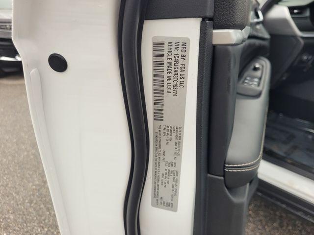 new 2026 Jeep Grand Cherokee car, priced at $42,677