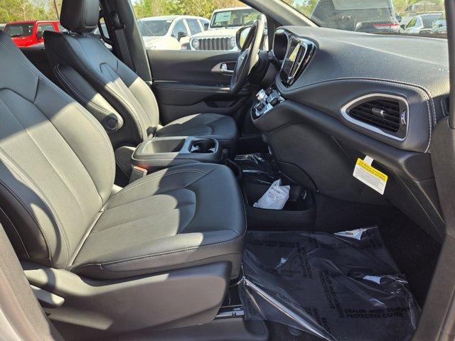 new 2026 Chrysler Pacifica car, priced at $42,493