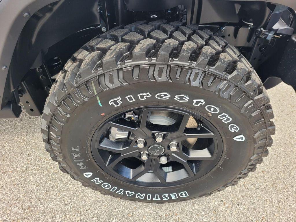 new 2025 Jeep Gladiator car, priced at $39,418