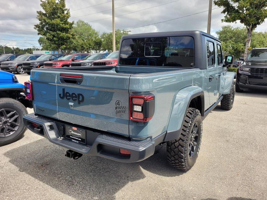 new 2025 Jeep Gladiator car, priced at $39,418