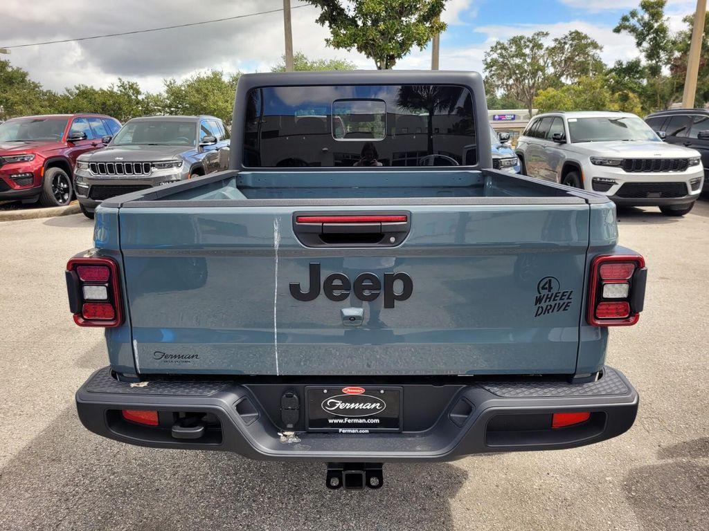 new 2025 Jeep Gladiator car, priced at $39,418