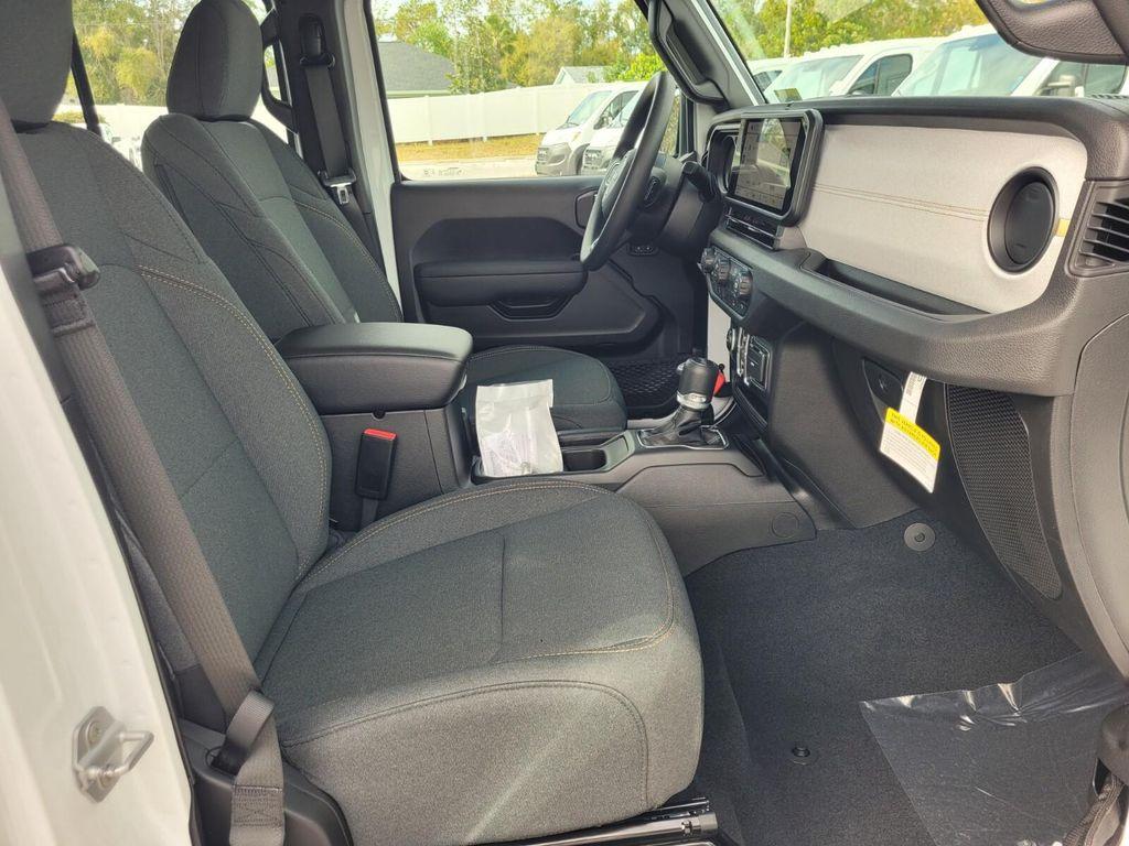 new 2026 Jeep Wrangler car, priced at $40,406