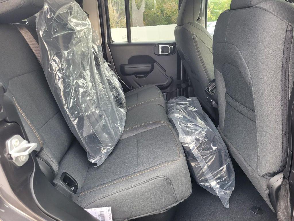 new 2026 Jeep Gladiator car, priced at $49,083