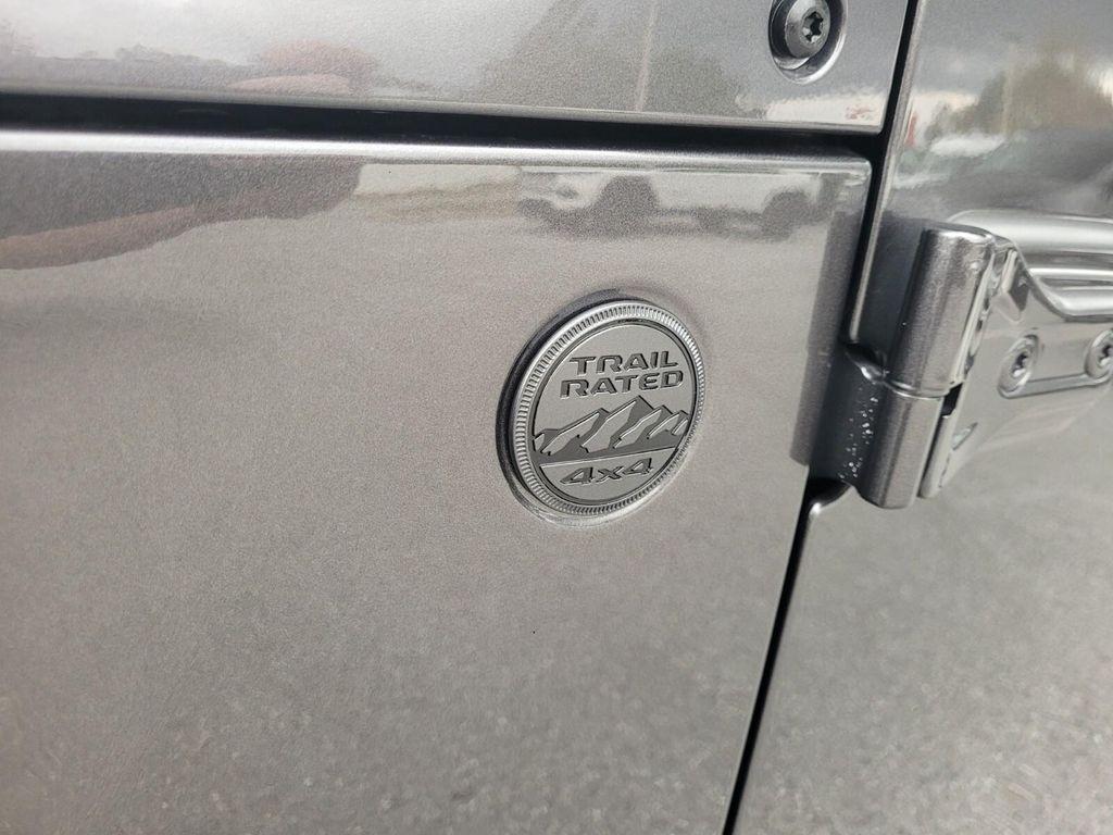 new 2026 Jeep Gladiator car, priced at $49,083