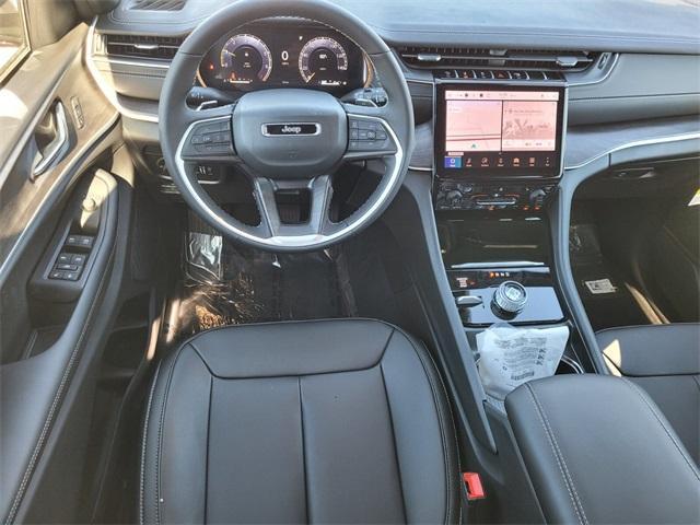 new 2025 Jeep Grand Cherokee L car, priced at $40,631