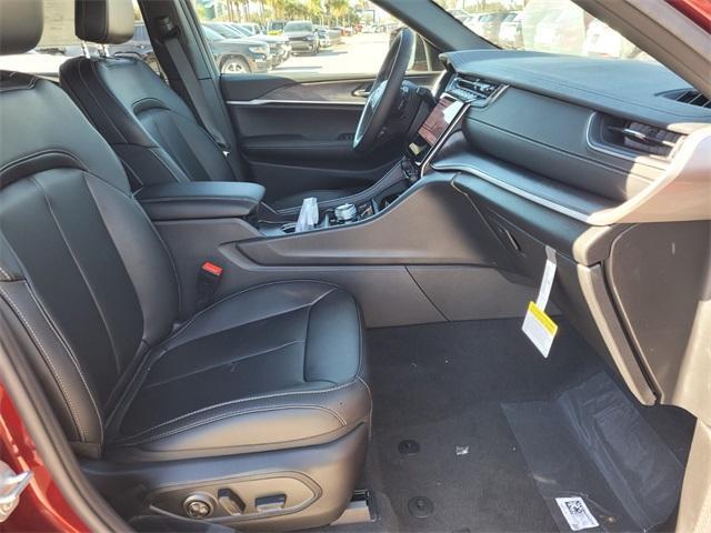 new 2025 Jeep Grand Cherokee L car, priced at $40,631