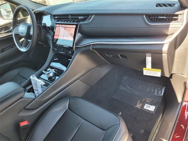 new 2025 Jeep Grand Cherokee L car, priced at $40,631