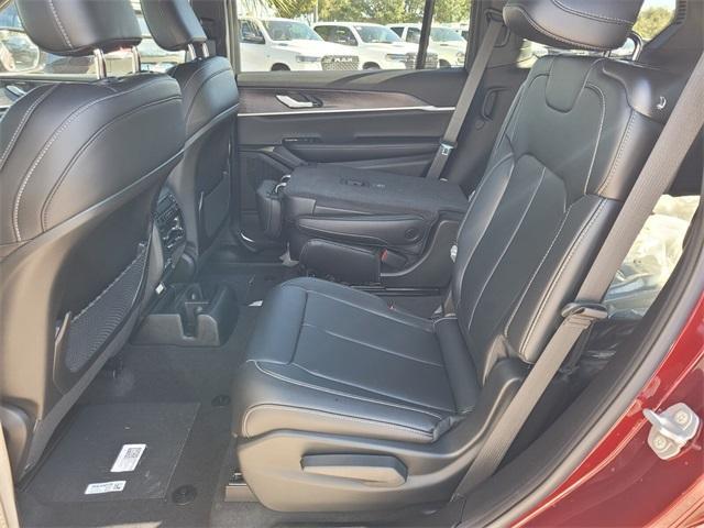 new 2025 Jeep Grand Cherokee L car, priced at $40,631