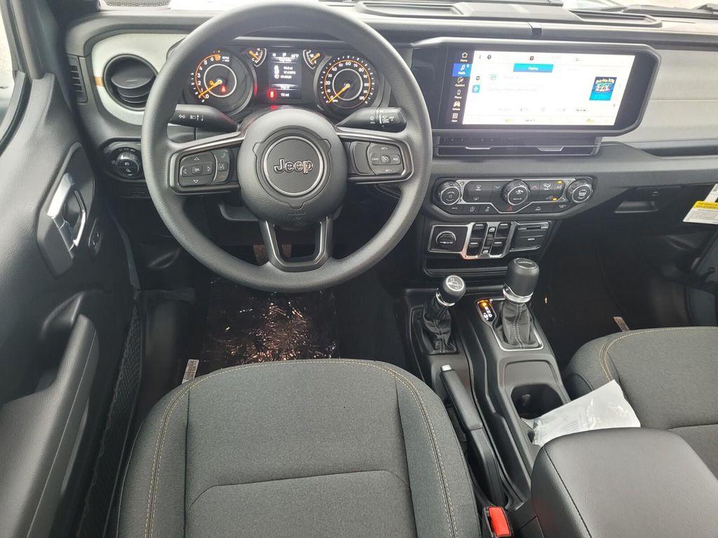 new 2026 Jeep Gladiator car, priced at $40,949