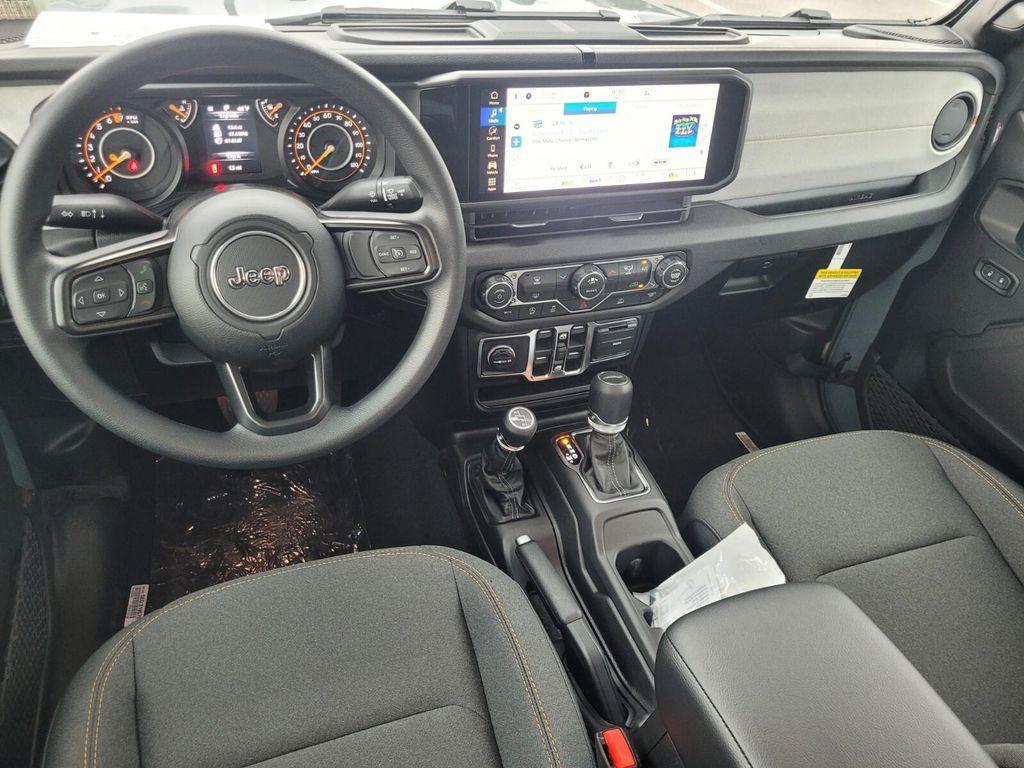 new 2026 Jeep Gladiator car, priced at $40,949