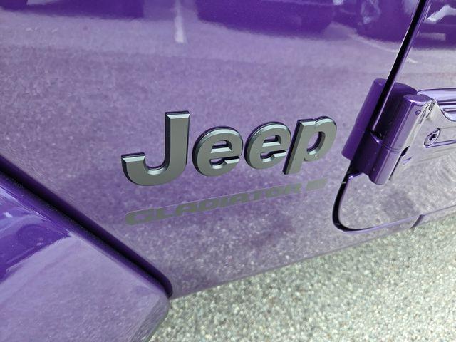 new 2026 Jeep Gladiator car, priced at $45,310
