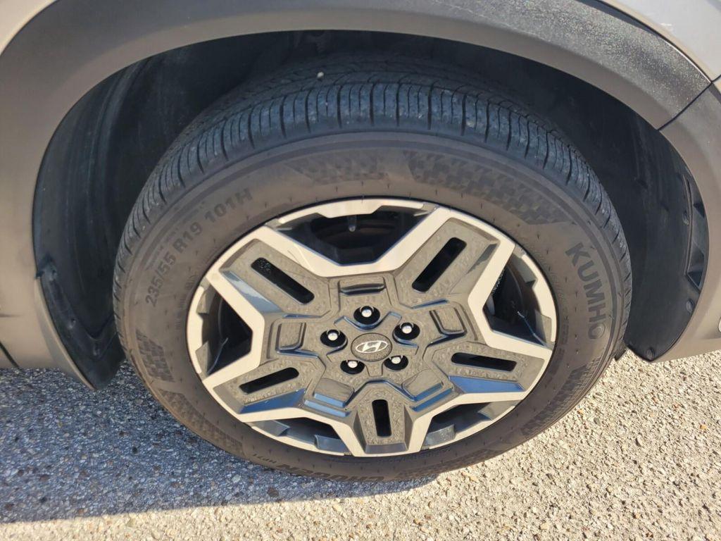 used 2021 Hyundai Santa Fe car, priced at $20,000