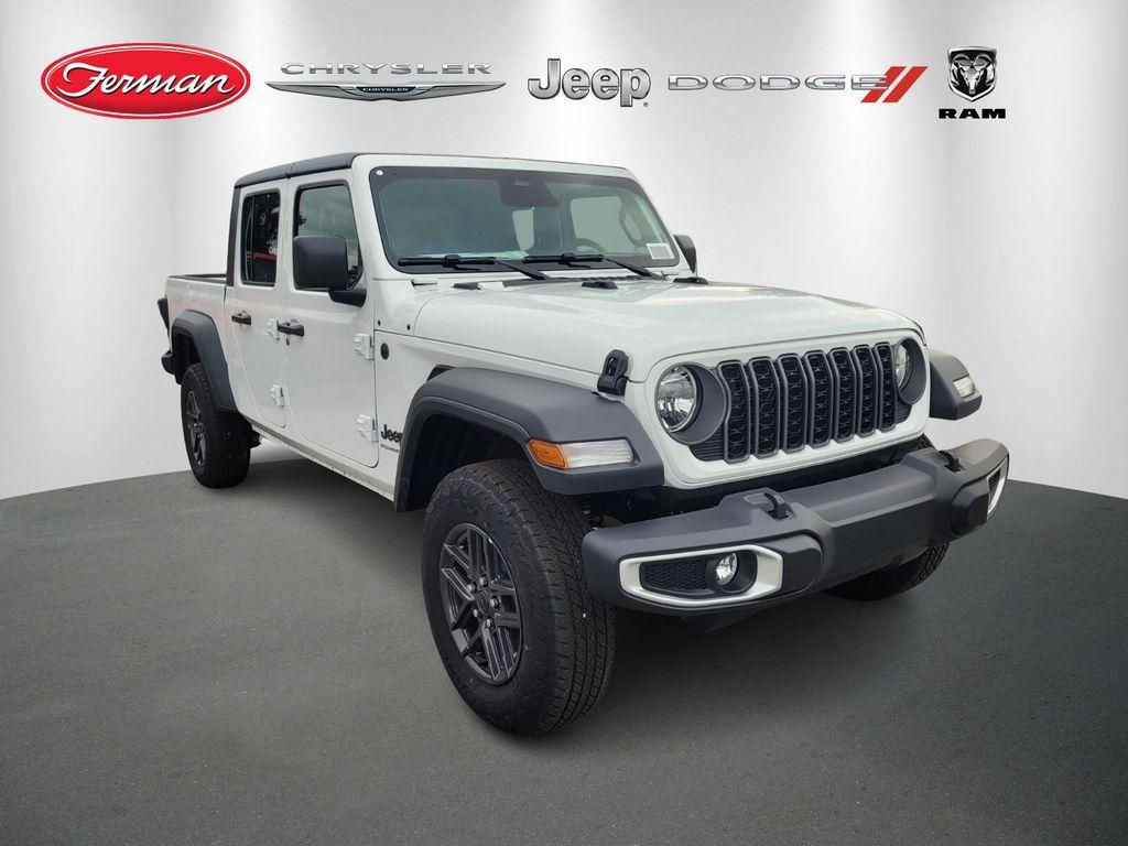 new 2026 Jeep Gladiator car, priced at $44,973