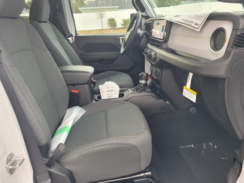 new 2026 Jeep Gladiator car, priced at $44,973