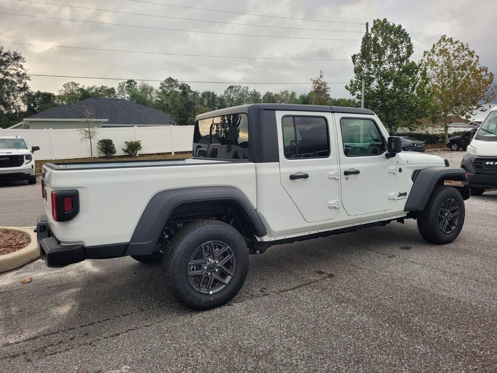 new 2026 Jeep Gladiator car, priced at $44,973