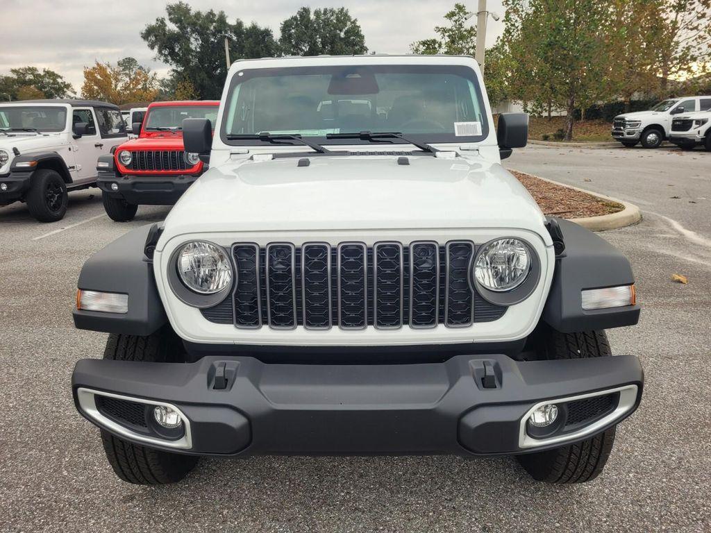 new 2026 Jeep Gladiator car, priced at $44,973