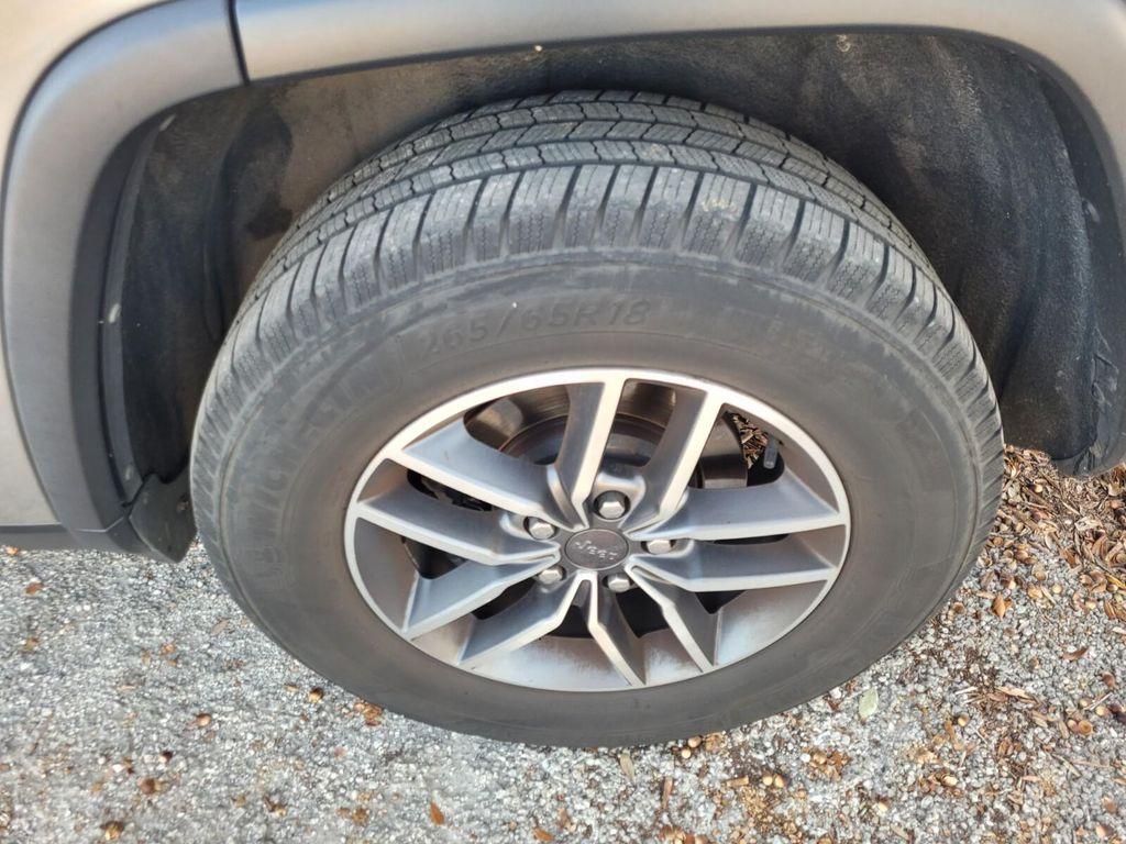 used 2021 Jeep Grand Cherokee car, priced at $13,467