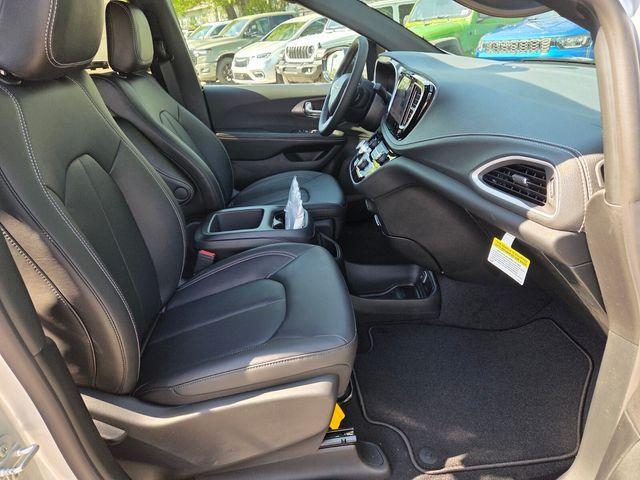 new 2026 Chrysler Pacifica car, priced at $42,493