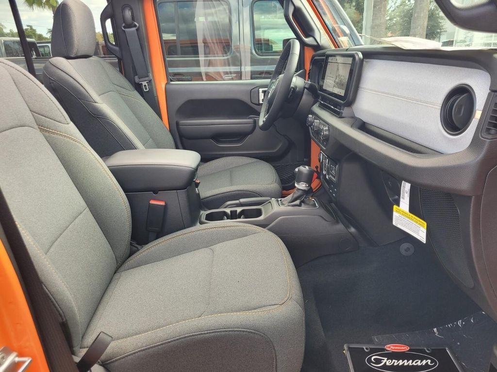 new 2025 Jeep Wrangler car, priced at $45,970