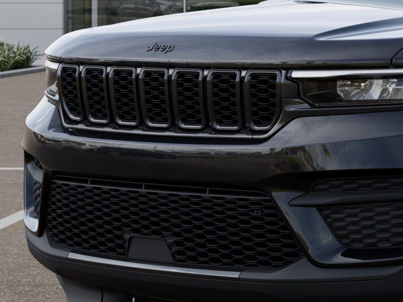new 2025 Jeep Grand Cherokee car, priced at $33,670