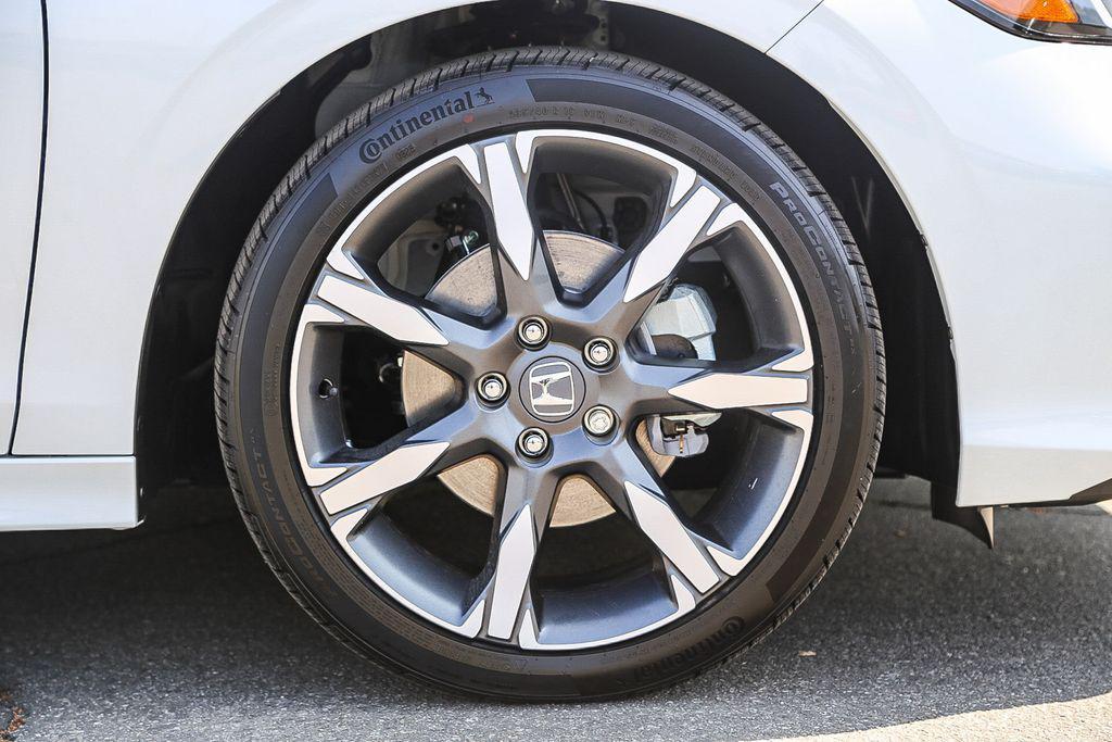 new 2026 Honda Civic Hybrid car, priced at $33,900