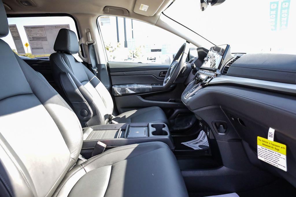 new 2026 Honda Odyssey car, priced at $44,745