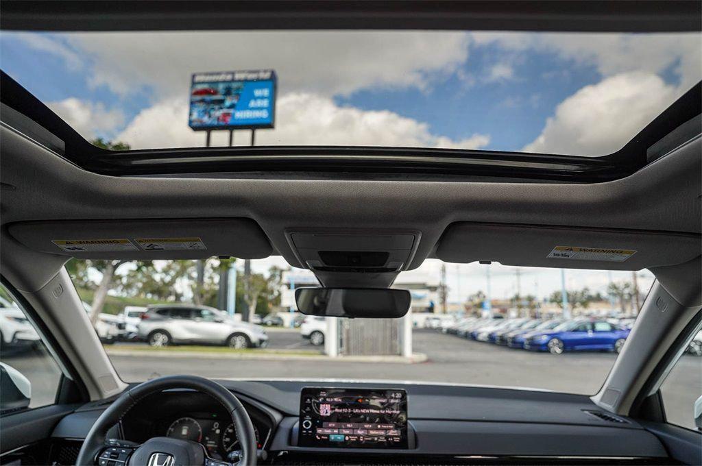 used 2025 Honda CR-V car, priced at $34,998