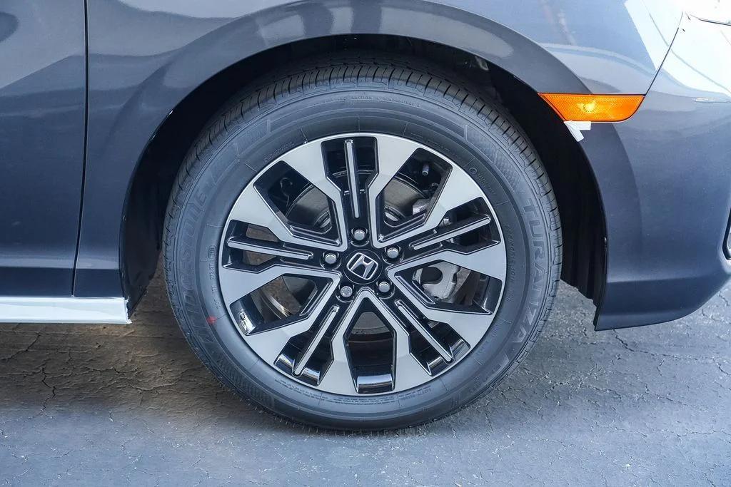 new 2026 Honda Odyssey car, priced at $53,190