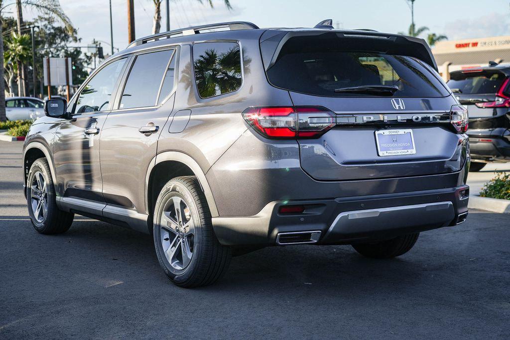 new 2026 Honda Pilot car, priced at $45,990