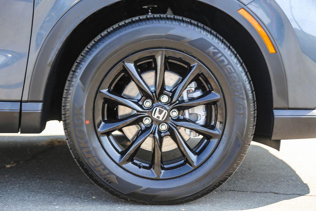 new 2026 Honda CR-V Hybrid car, priced at $40,175