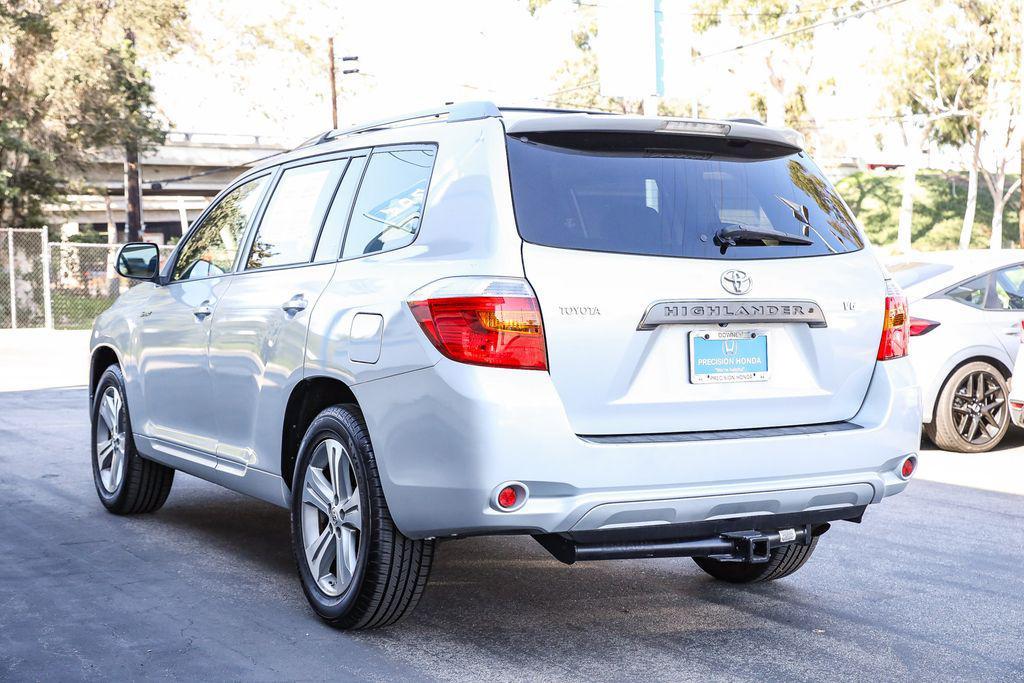 used 2008 Toyota Highlander car, priced at $9,998