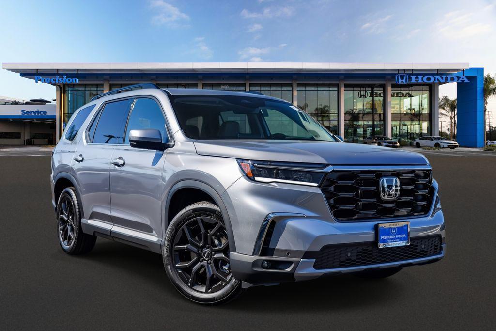 new 2025 Honda Pilot car, priced at $50,895