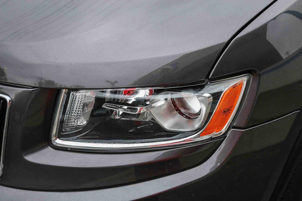 used 2016 Jeep Grand Cherokee car, priced at $14,998