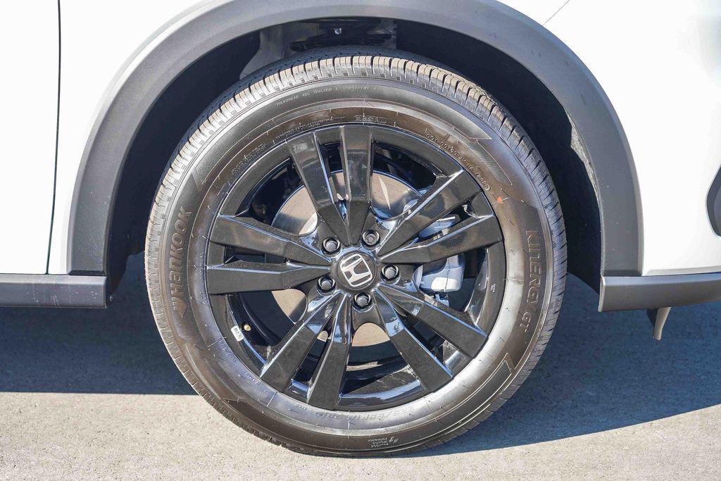 new 2026 Honda HR-V car, priced at $29,905