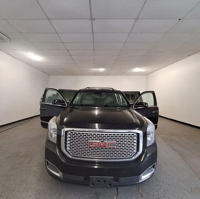 used 2016 GMC Yukon XL car, priced at $21,375