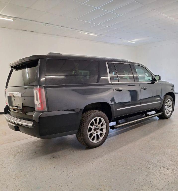 used 2016 GMC Yukon XL car, priced at $21,375