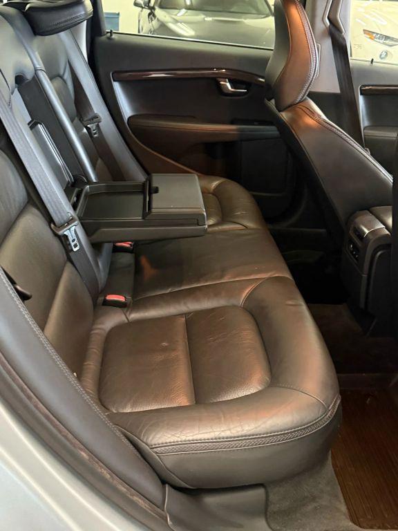 used 2013 Volvo XC70 car, priced at $10,761