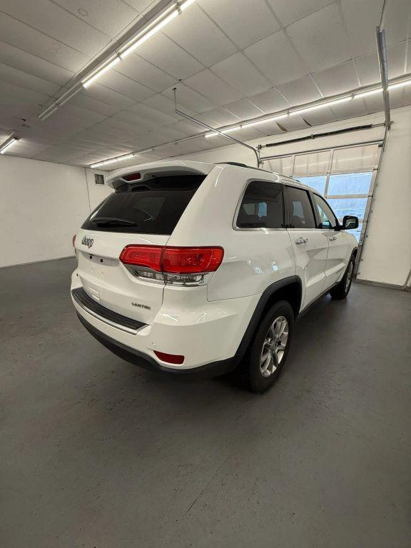 used 2015 Jeep Grand Cherokee car, priced at $9,979