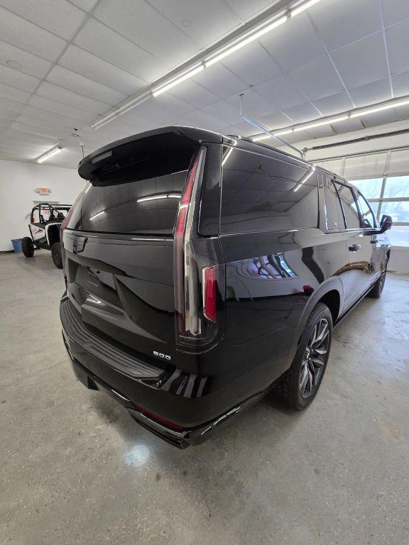 used 2022 Cadillac Escalade ESV car, priced at $47,497
