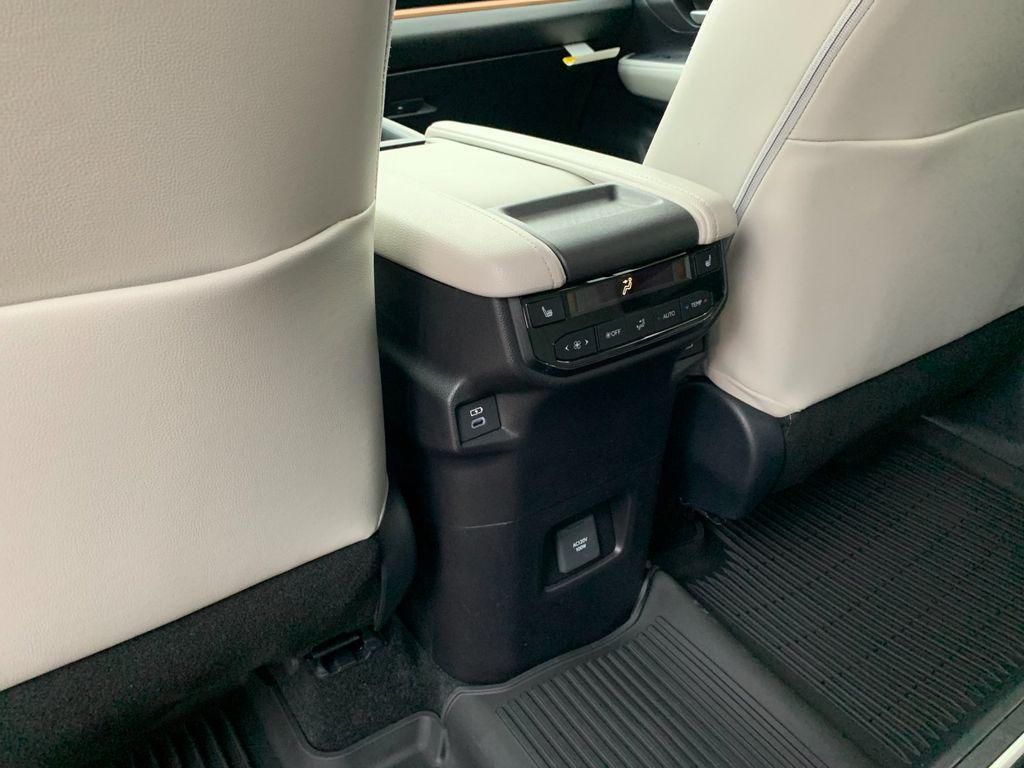 new 2026 Toyota Grand Highlander car