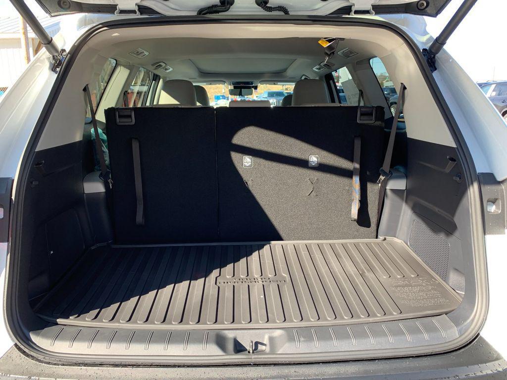 new 2026 Toyota Grand Highlander car